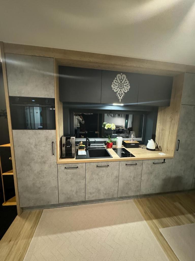 Апартаменти Narciarska6a Щирк